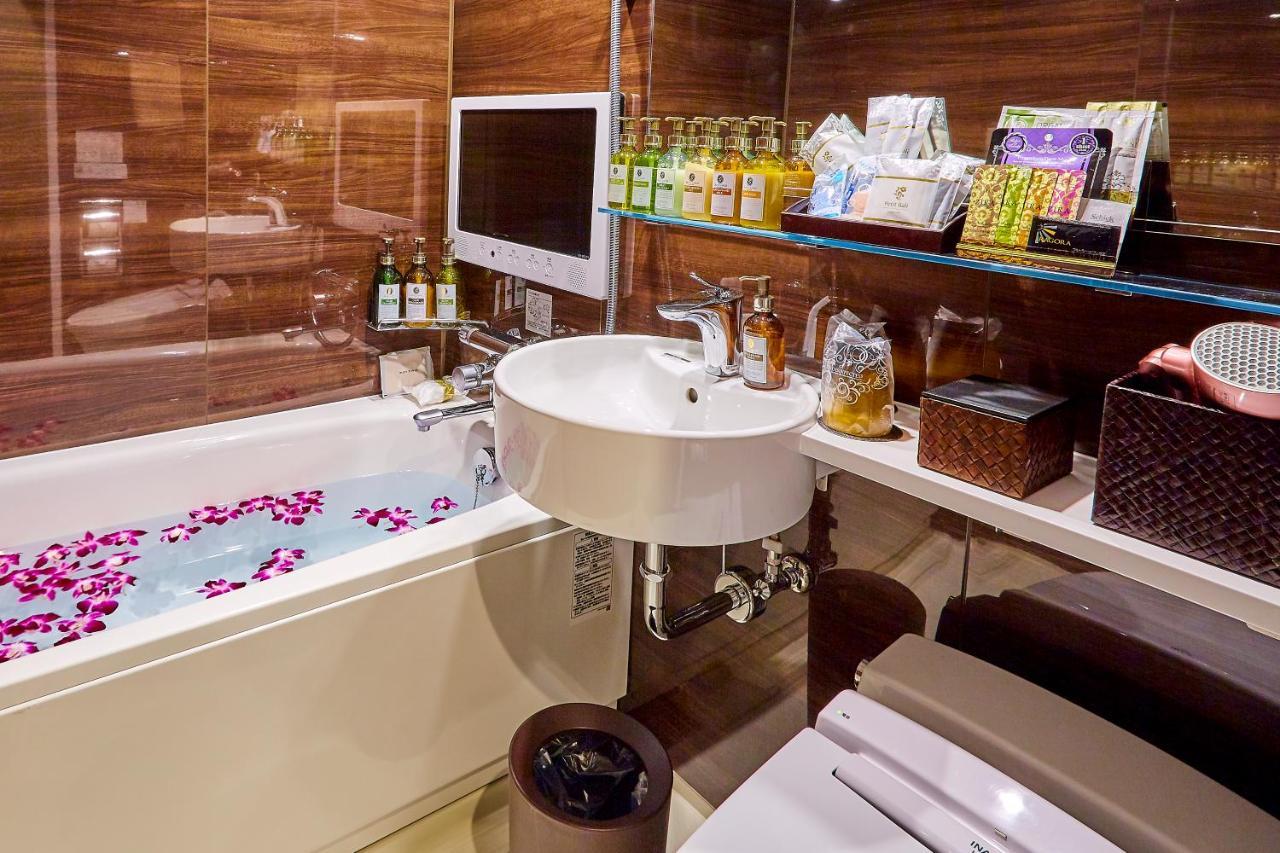 Petit Bali Ikebukuro (Adults Only) Otel Tokyo Oda fotoğraf