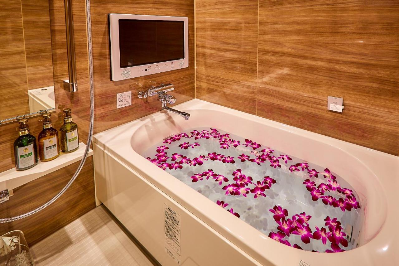 Petit Bali Ikebukuro (Adults Only) Otel Tokyo Dış mekan fotoğraf